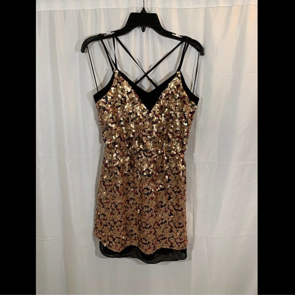 NWT $106 Adelyn Rae Becca Sequin Minidress in Gold [SZ Small‎ ] - Picture 3 of 8